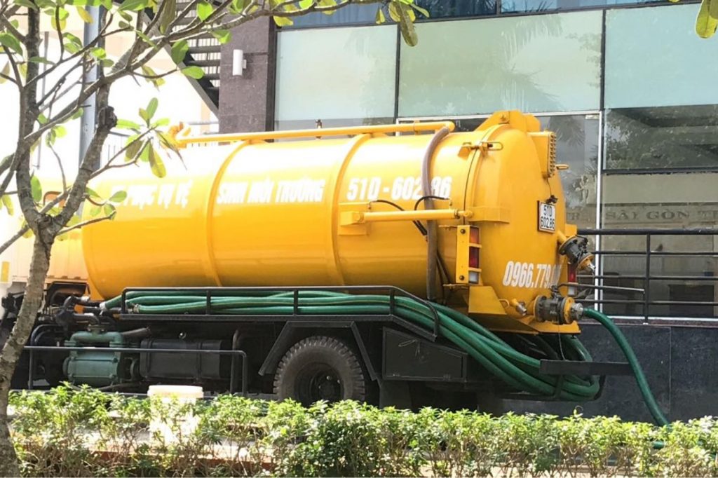 Dịch vụ hút hầm cầu TPHCM giá rẻ 24/24 - Bảo Hành 60 tháng trọn gói 14 hút hầm cầu tphcm