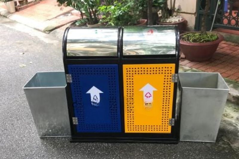 Bí quyết lựa chọn thùng rác ngoài trời phù hợp với từng địa điểm 6 Thùng rác ngoài trời