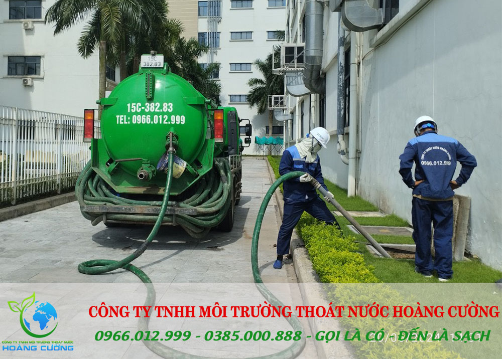 Hút hầm cầu tại TPHCM của Hoàng Cường chuyên nghiệp, giá chỉ 99K 1 Hút hầm cầu tại TPHCM